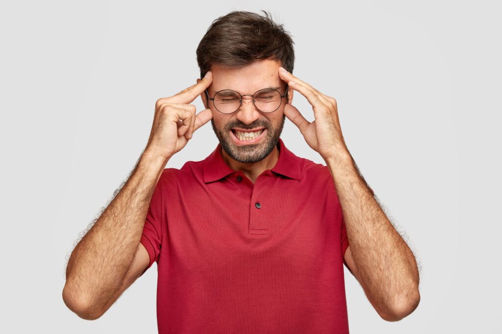 dormir con los dientes apretados - bruxismo - clínica dental sorias